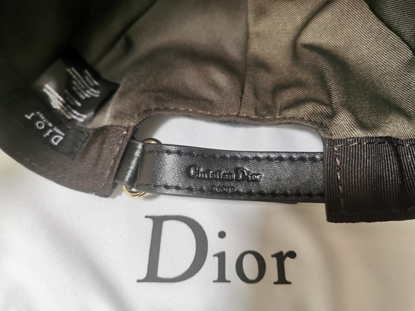 ブランド帽子角部分ディテール